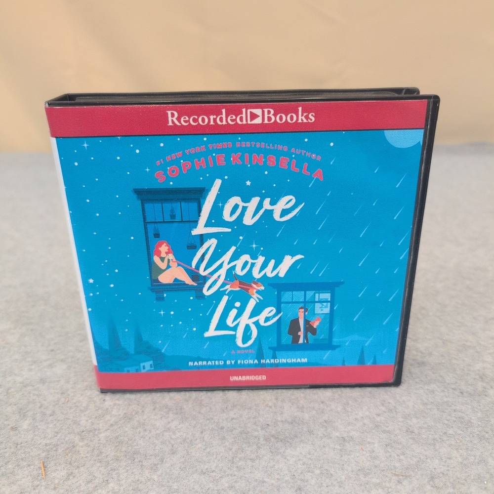 Love Your Life Sophie Kinsella Audiobook 10 CD Unabridged Fiona Hardingham VG+ - Picture 1 of 2